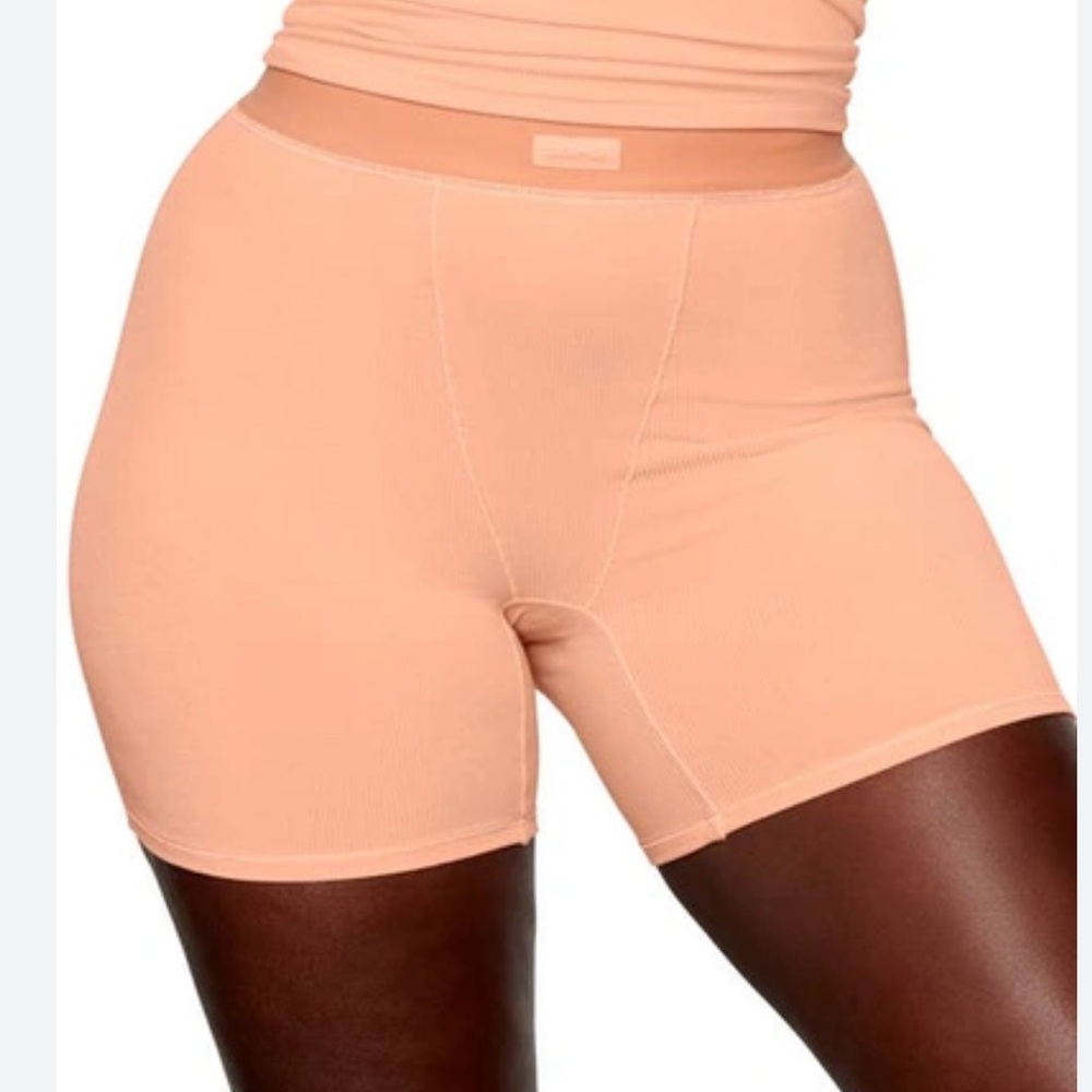 Skims Sleep Ribbed Boxers in Peach